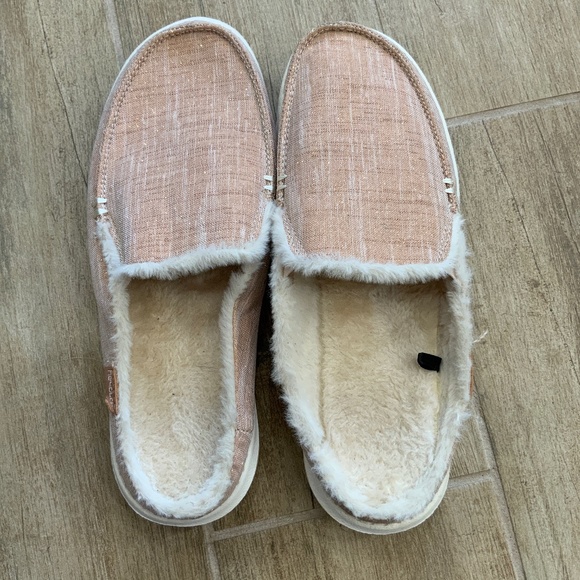 Hey Dude Shoes - Hey dudes